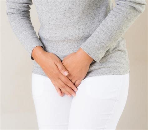 Why It Stings When I Pee: Causes and Relief Explained