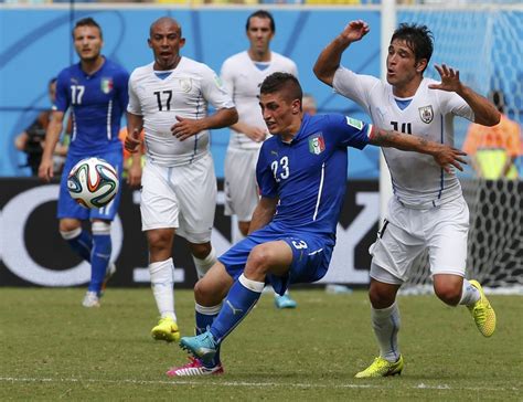 italia vs uruguay 2014