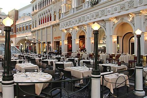 italian restaurant at the venetian