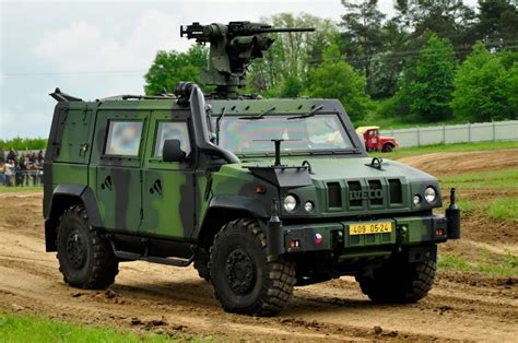 iveco lmv