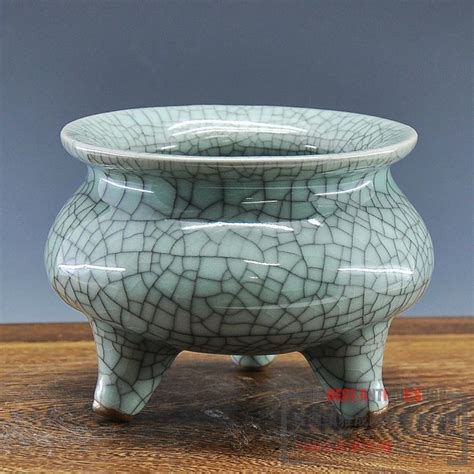 home.furnitureanddecorny.com:izumida yunya ceramics