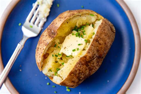 Baked Jacket Potatoes Easy Wholesome Recipe with healthy veggies