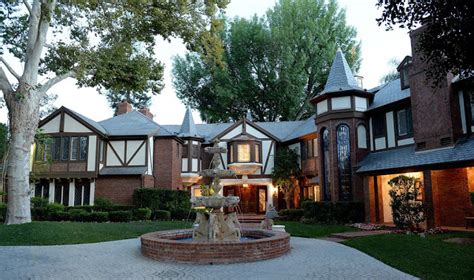 Jackson Hayvenhurst Address