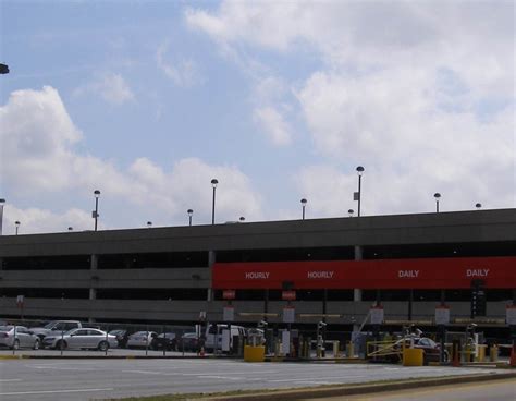 jackson international airport parking