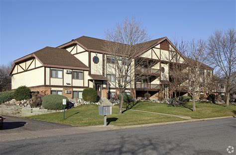 Jacobs Square Apartments
