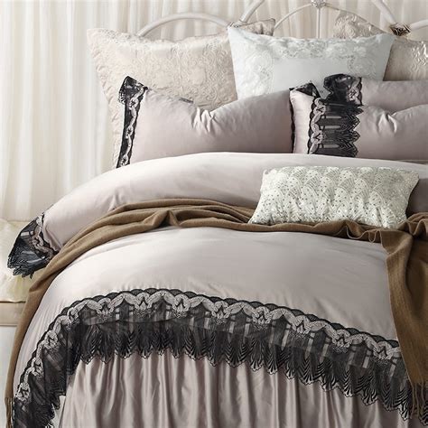 Jacquard Lace Bedding