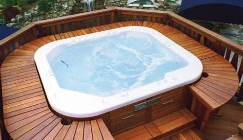 Jacuzzi J335 Ex Display Platinum/Driftwood Malibu Hot Tubs