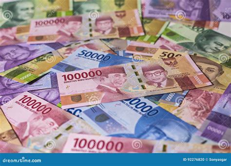 jakarta currency to php