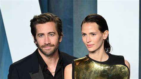 jake gyllenhaal girlfriend 2015