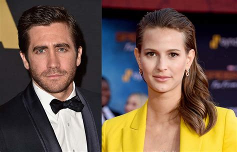 jake gyllenhaal girlfriend current