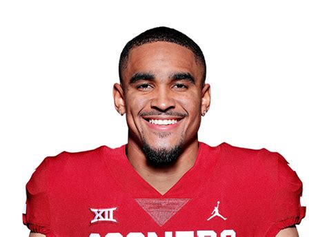 jalen hurts drafted in what round