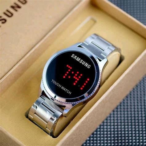 Jam Tangan Samsung Pria Yang Keren Dan Stylish