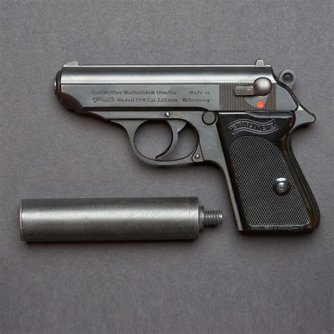 james bond gun