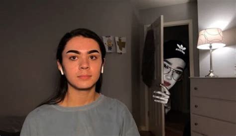james charles horror game - Roblox