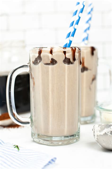 Best Jamocha Shake Arby's Copycat for Two (5 minutes