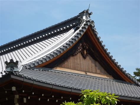 japanese roof window