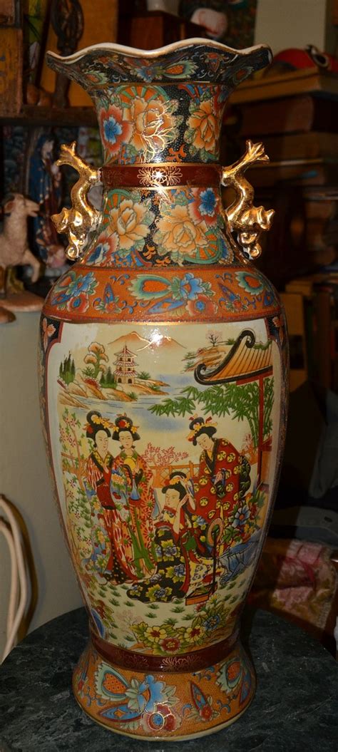 Japanese Vases Values