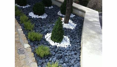 Gravier gris et bordures galvanisées Gravier, Jardin