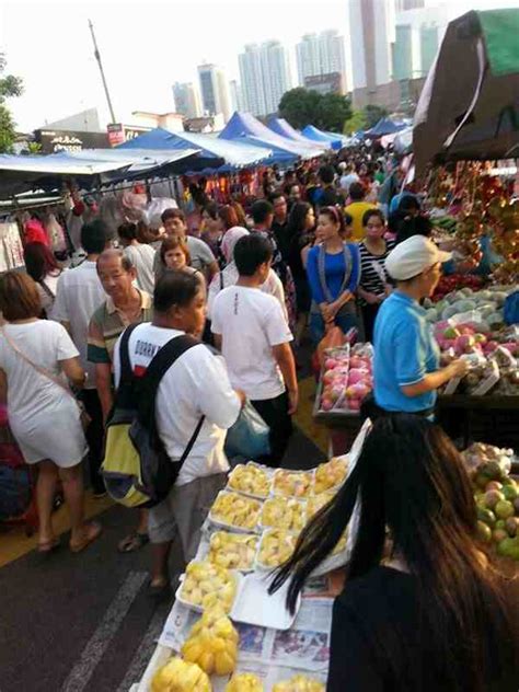 jb pasar malam sunday