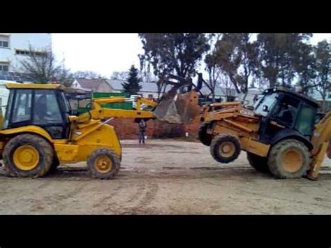 Jcb 3Cx Vs Case 580