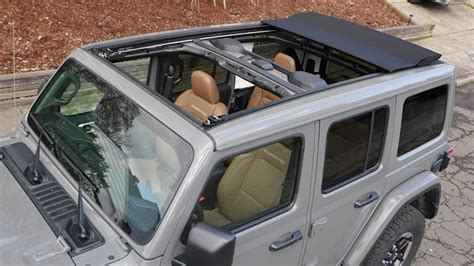 Jeep Automatic Sunroof