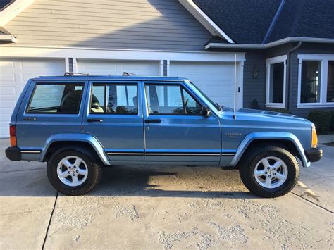 1989 Jeep Cherokee for sale on BaT Auctions sold for 10,001 on