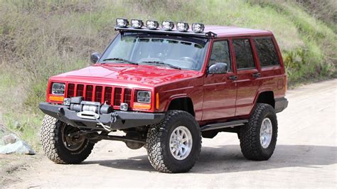 jeep cherokee offroad