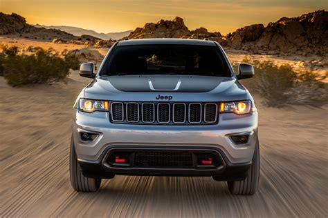 jeep cherokee trailhawk 2021 review