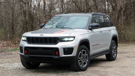 jeep cherokee trailhawk 2023 review