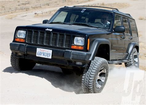 Jeep 2500 Is A Rare Cherokee XJ In China
