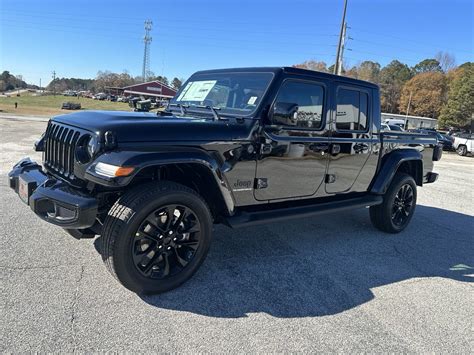 jeep gladiator high altitude 2023