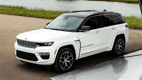 jeep grand cherokee 4xe plug-in hybrid