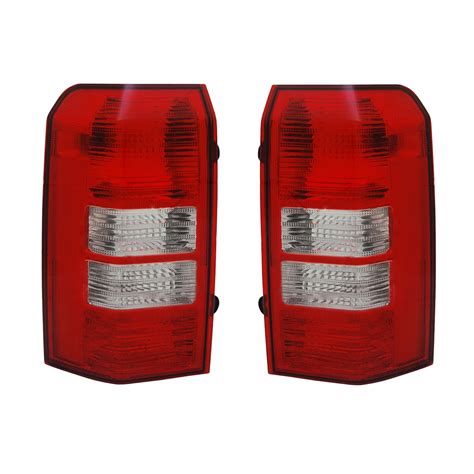 jeep patriot tail light bulb