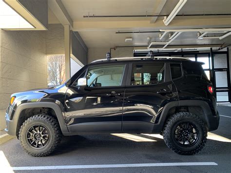 jeep renegade latitude tire size upgrade