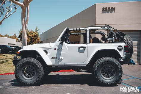 jeep rubicon 2023 two door