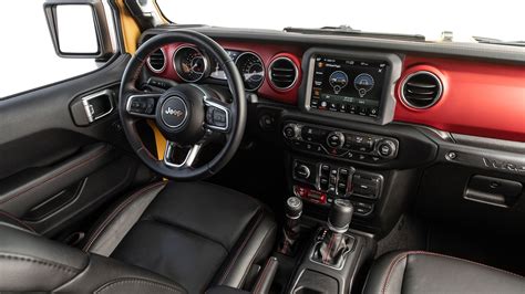 jeep rubicon interior