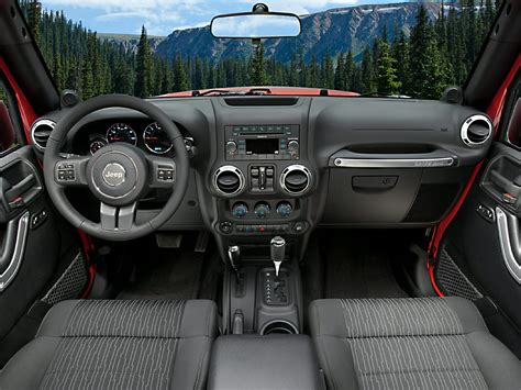jeep rubicon interior 2014