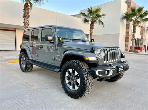 jeep sahara 2023 colors