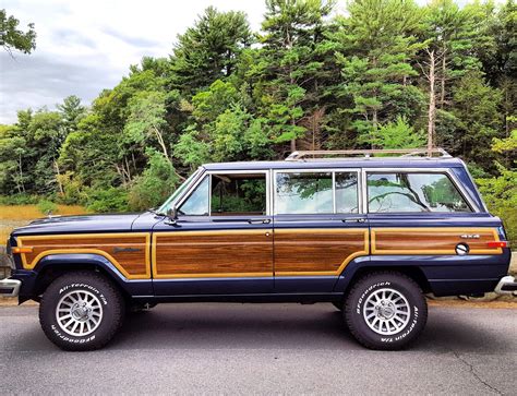 jeep wagoneer for sale old