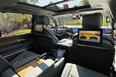 jeep wagoneer interior 2023 price