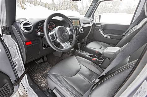 jeep wrangler rubicon interior 2016