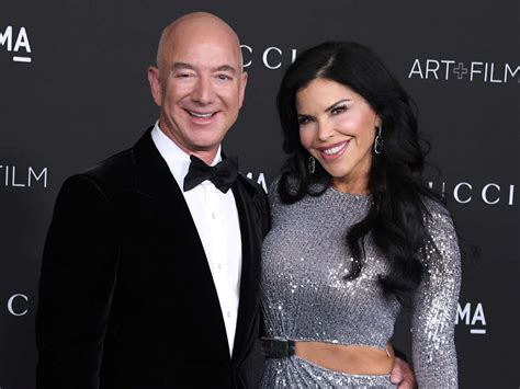 jeff bezos and lauren sanchez ages