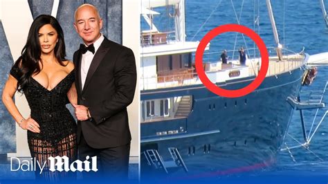 jeff bezos lauren sanchez yacht