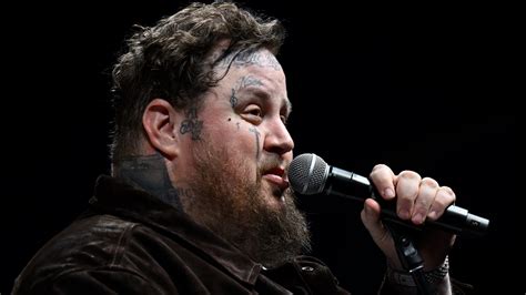 Jelly Roll in Tears After Receiving This SPECIAL Gift From Lynyrd