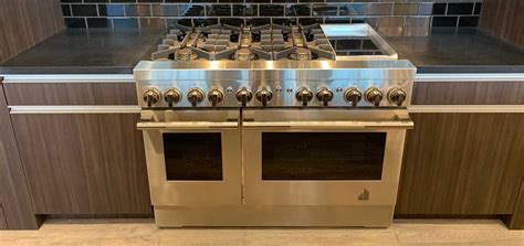 Jenn Air Pro Range Top