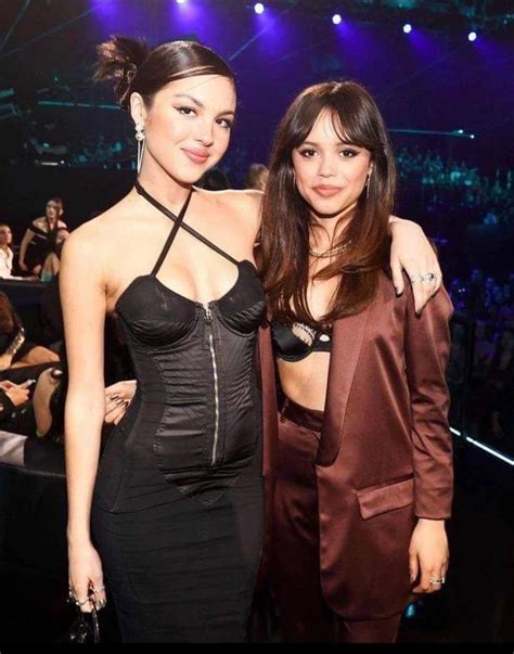 jenna loves threesomes