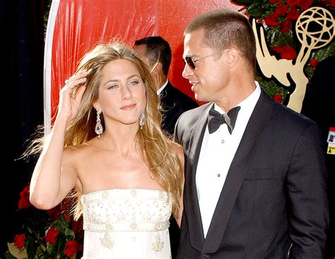 jennifer aniston brad pitt divorce timeline