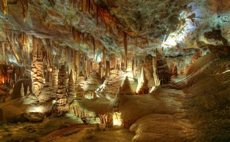 jenolan caves facts