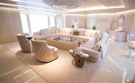 jerry jones yacht inside