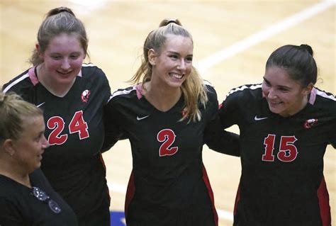 Arizona beach volleyball recruit Jessica Horwath’s joy on the court